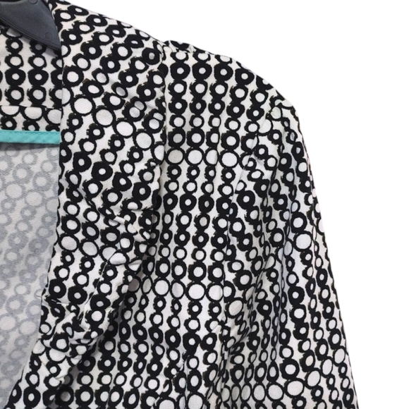 Cabi Black White Polka Dot Du Jour Ruched Button Blazer Jacket Women's Size 12 - Picture 6 of 10